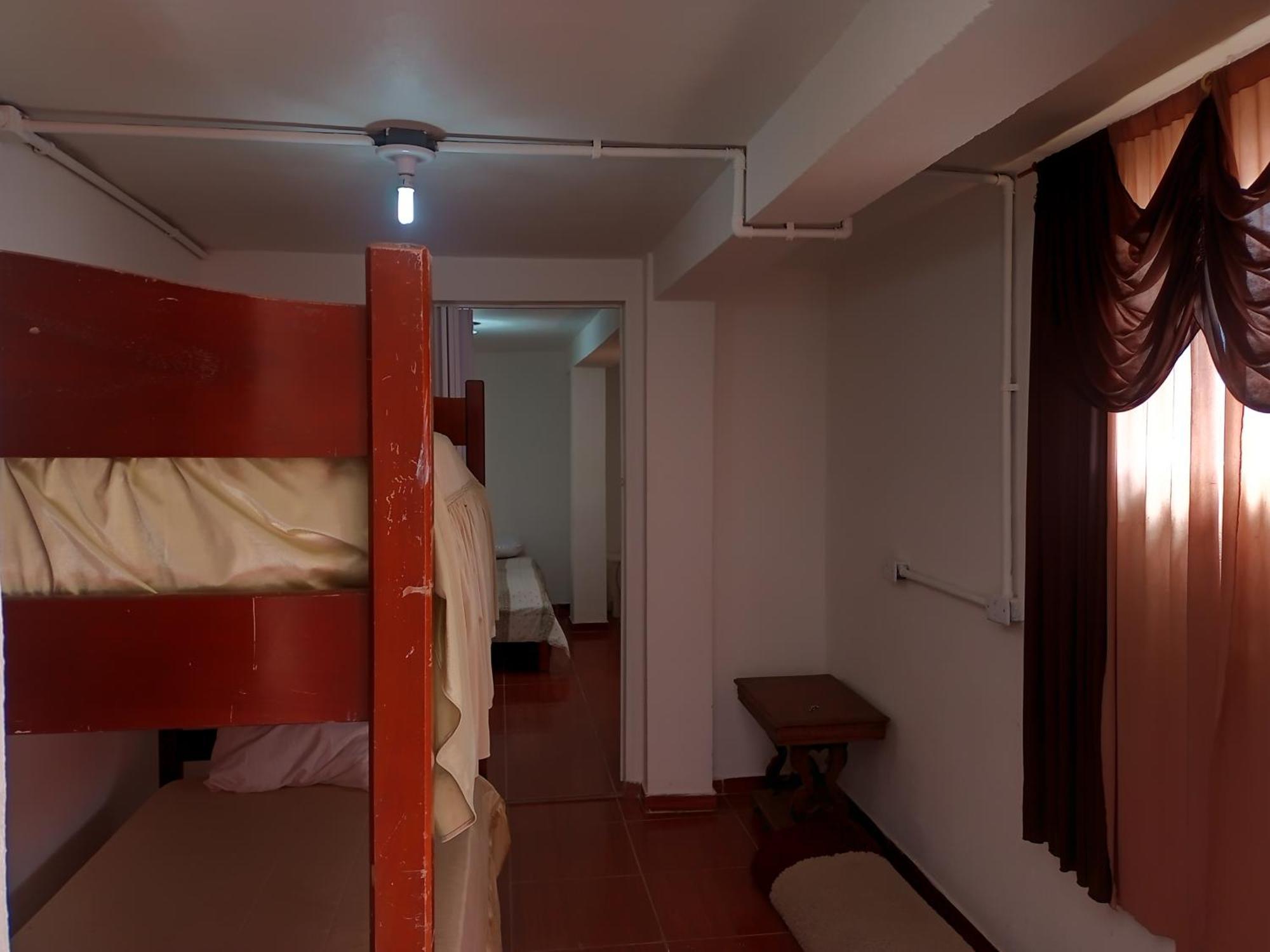 Suite Standart Para Ate 4 Pessoas Ao Lado Do Parque Das Cerejeiras Campos do Jordão エクステリア 写真